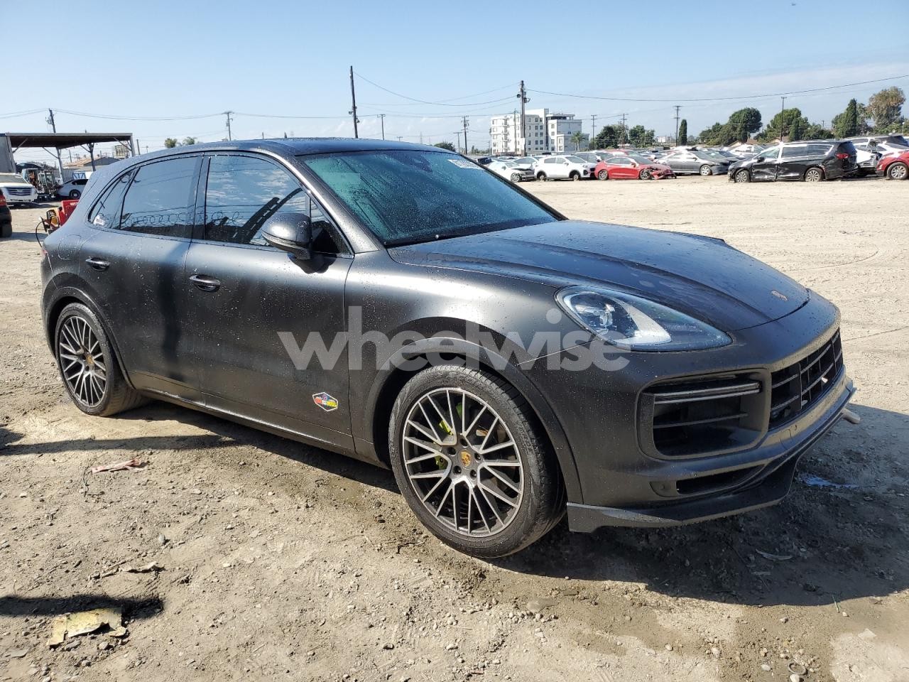 Photo 4 of 2019 PORSCHE CAYENNE N/A (VIN WP1AA2AYXKDA06013)