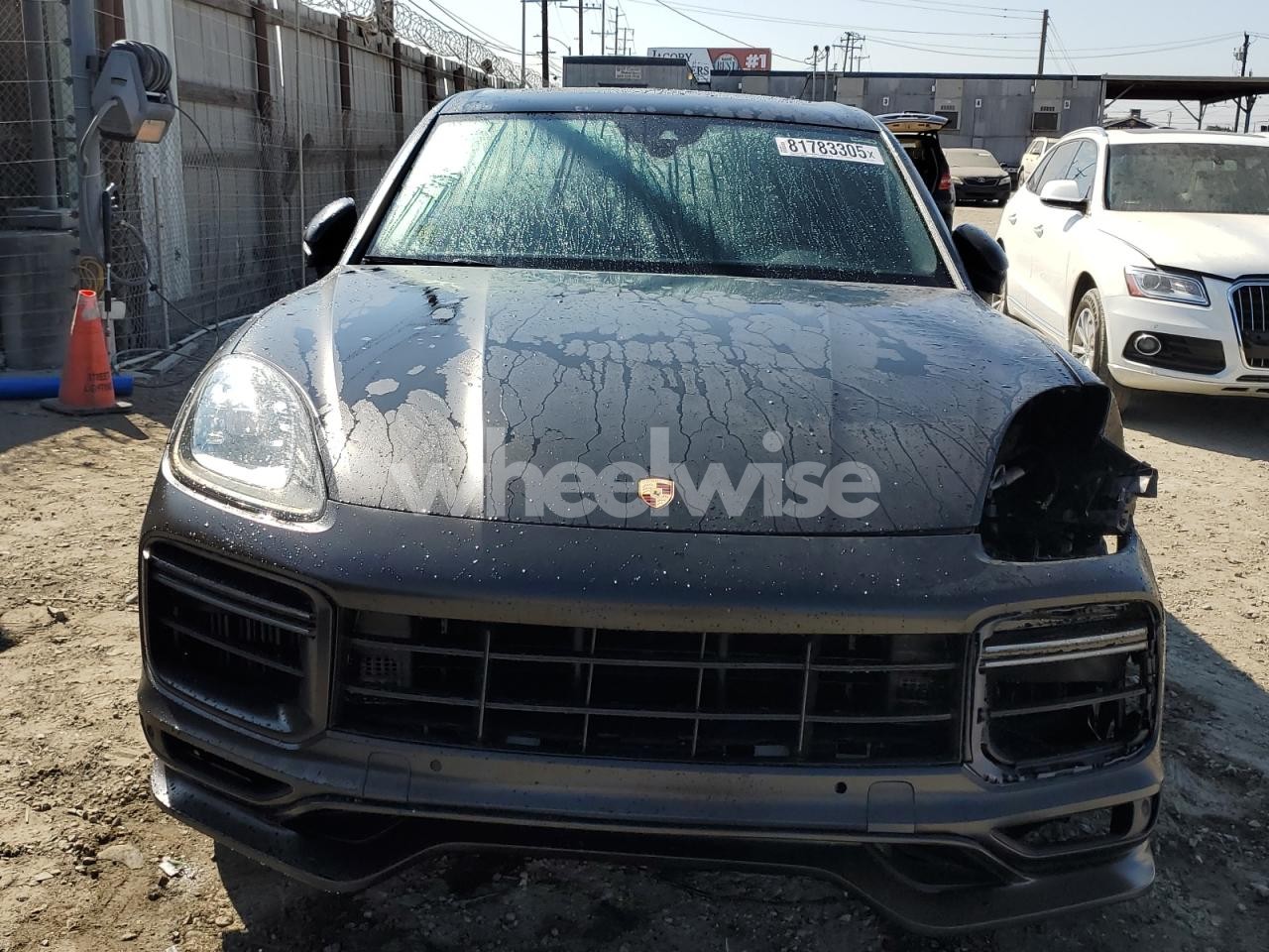 Photo 5 of 2019 PORSCHE CAYENNE N/A (VIN WP1AA2AYXKDA06013)