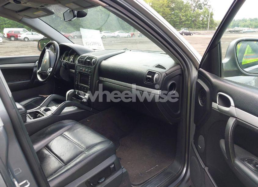 Photo 5 of 2006 Porsche Cayenne S/S TITANIUM EDITION (VIN WP1AB29P96LA67163)