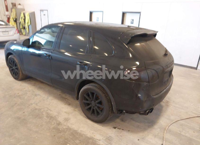 Photo 3 of 2011 Porsche Cayenne S (VIN WP1AB2A24BLA46442)
