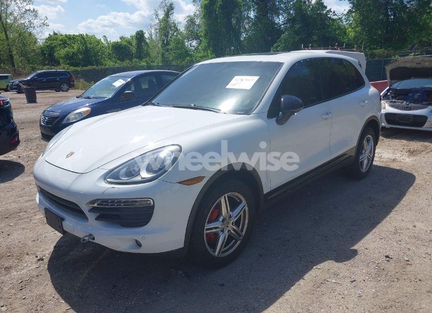 Photo 2 of 2012 Porsche Cayenne S (VIN WP1AB2A24CLA48791)