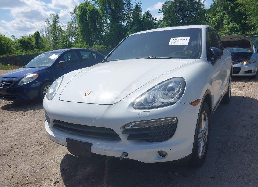 Photo 6 of 2012 Porsche Cayenne S (VIN WP1AB2A24CLA48791)