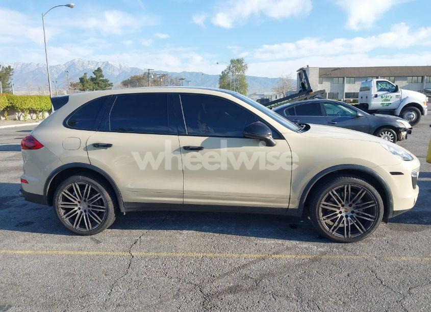 Photo 13 of 2016 Porsche Cayenne S (VIN WP1AB2A24GLA92778)
