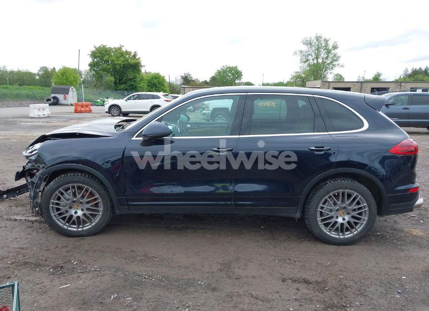 Photo 15 of 2017 Porsche Cayenne S (VIN WP1AB2A24HLA53402)