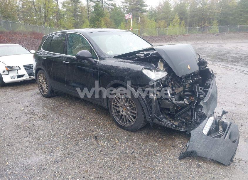 2014 Porsche Cayenne S (VIN WP1AB2A25ELA59365) main photo