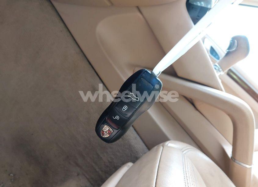 Photo 11 of 2014 Porsche Cayenne S (VIN WP1AB2A27ELA55804)
