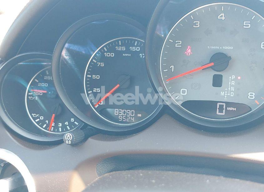 Photo 7 of 2015 Porsche Cayenne S (VIN WP1AB2A2XFLA61243)