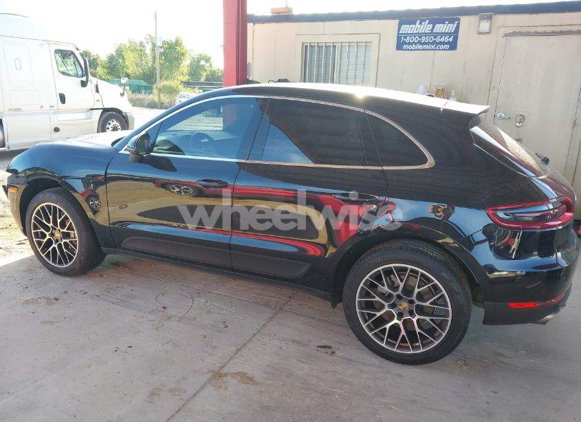Photo 14 of 2018 Porsche Macan S (VIN WP1AB2A50JLB30606)