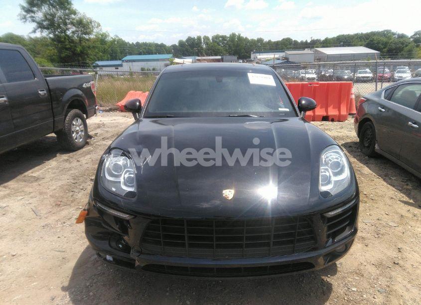 Photo 12 of 2016 Porsche Macan S (VIN WP1AB2A56GLB40663)