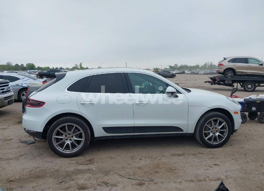 Photo 13 of 2015 Porsche Macan S (VIN WP1AB2A57FLB72326)