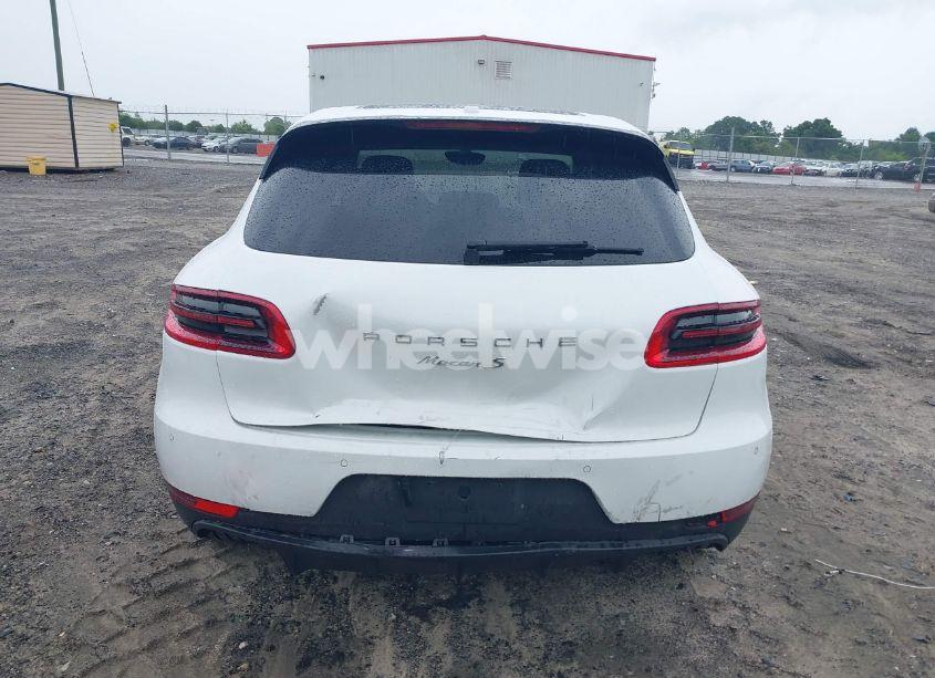 Photo 16 of 2015 Porsche Macan S (VIN WP1AB2A59FLB53101)