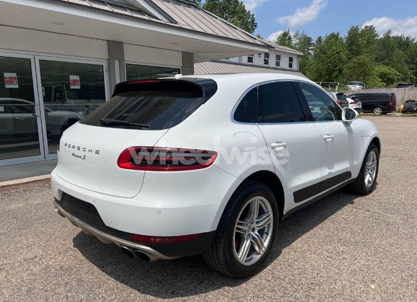 Photo 4 of 2016 Porsche Macan S (VIN WP1AB2A59GLB40365)