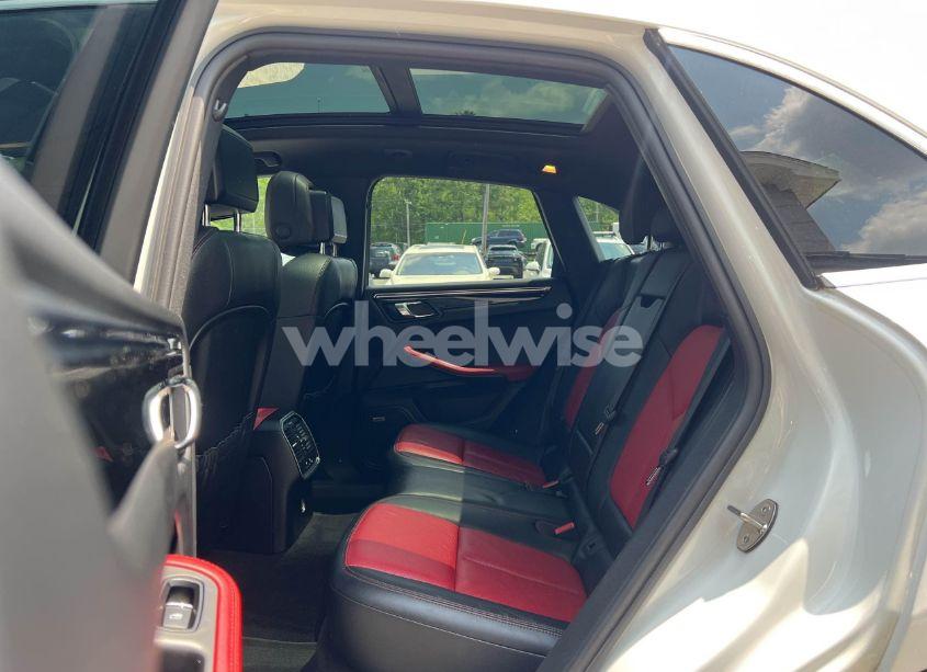 Photo 8 of 2016 Porsche Macan S (VIN WP1AB2A59GLB40365)