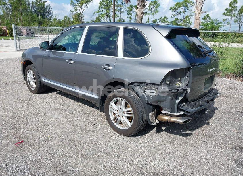 Photo 3 of 2010 Porsche Cayenne S (VIN WP1AB2AP3ALA50802)