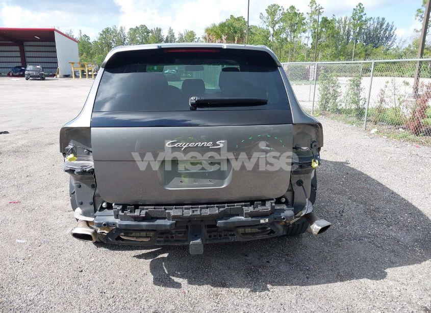 Photo 6 of 2010 Porsche Cayenne S (VIN WP1AB2AP3ALA50802)