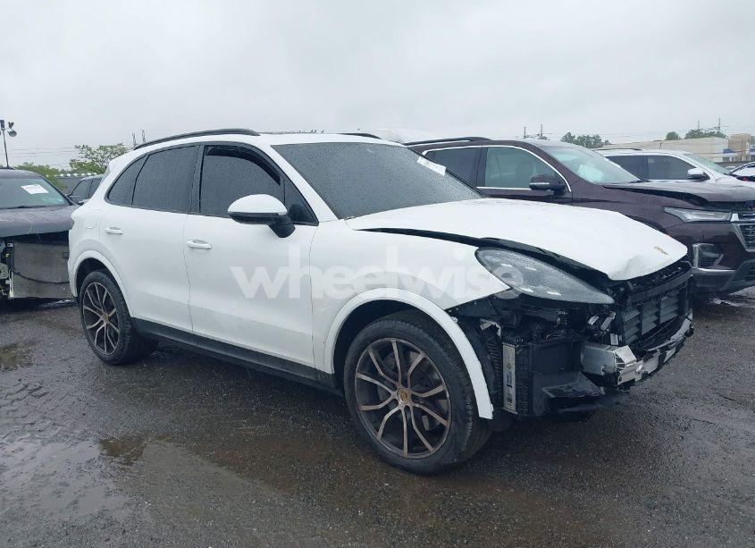 2019 Porsche Cayenne S (VIN WP1AB2AY2KDA64548) main photo