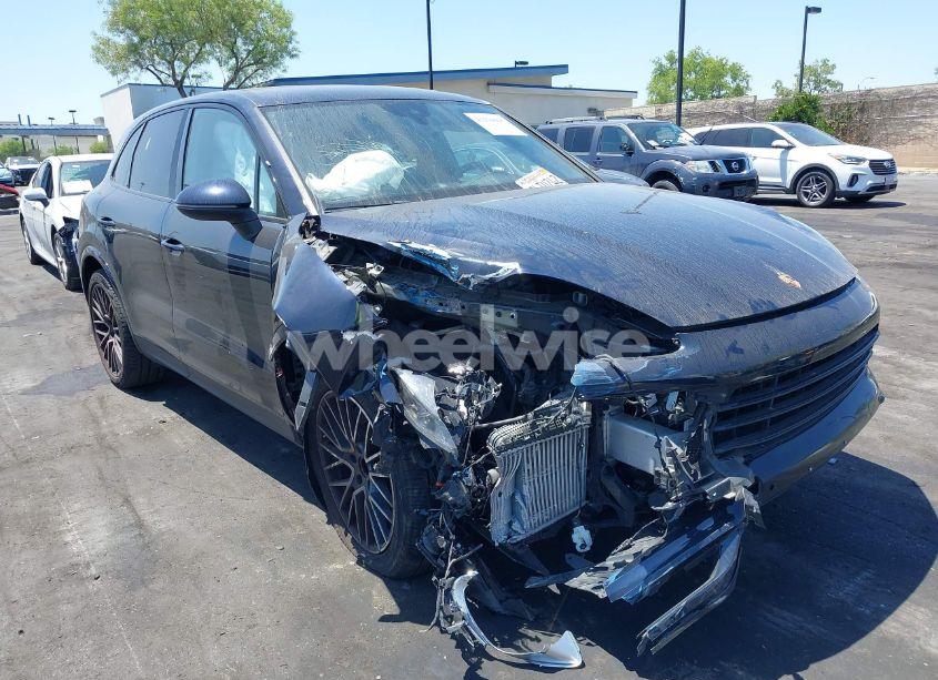 2019 Porsche Cayenne S (VIN WP1AB2AY9KDA64014) main photo