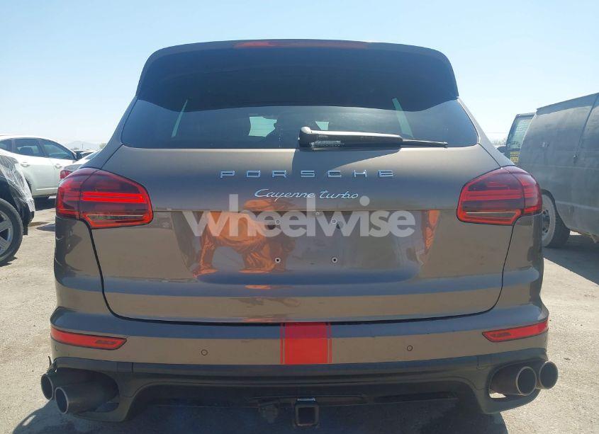 Photo 17 of 2015 Porsche Cayenne TURBO (VIN WP1AC2A27FLA82984)