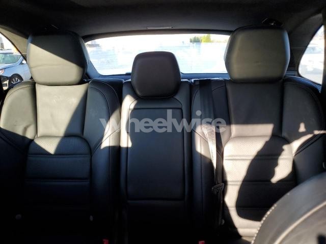 Photo 5 of 2013 PORSCHE CAYENNE GTS N/A (VIN WP1AD2A21DLA79279)