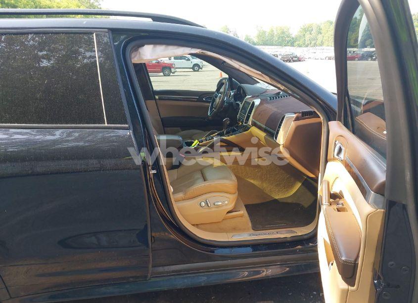 Photo 5 of 2016 Porsche Cayenne GTS (VIN WP1AD2A24GLA76719)