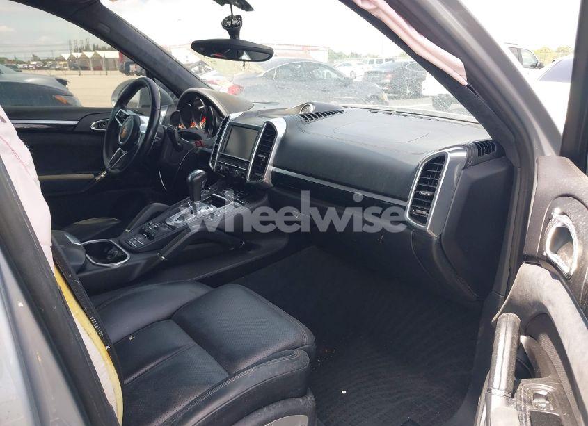 Photo 5 of 2016 Porsche Cayenne GTS (VIN WP1AD2A27GLA76018)