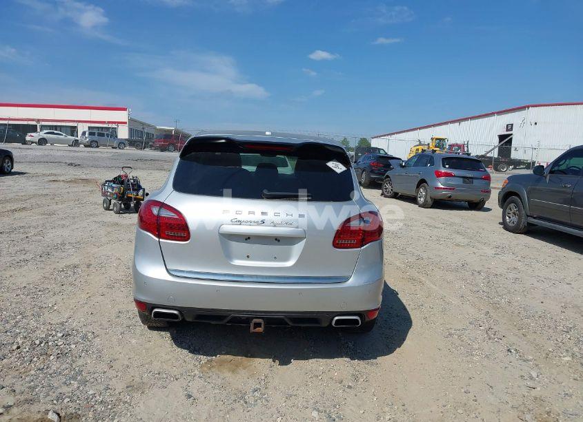 Photo 16 of 2012 Porsche Cayenne HYBRID S (VIN WP1AE2A20CLA92424)