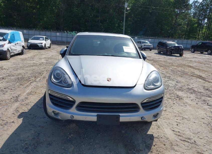 Photo 6 of 2012 Porsche Cayenne HYBRID S (VIN WP1AE2A20CLA92424)