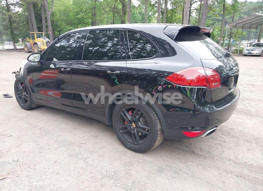 Photo 3 of 2011 Porsche Cayenne HYBRID S (VIN WP1AE2A22BLA93847)