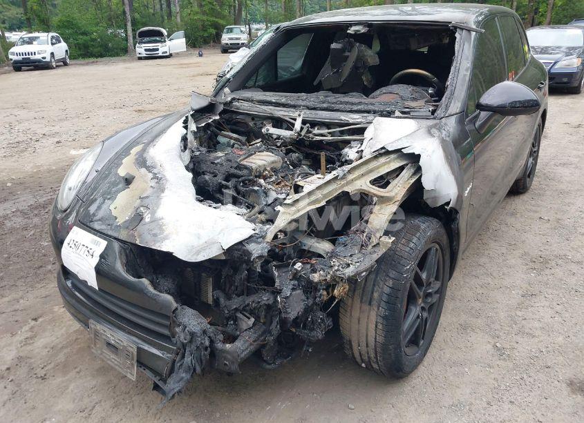 Photo 6 of 2011 Porsche Cayenne HYBRID S (VIN WP1AE2A22BLA93847)