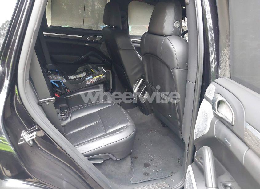 Photo 8 of 2011 Porsche Cayenne HYBRID S (VIN WP1AE2A22BLA93847)