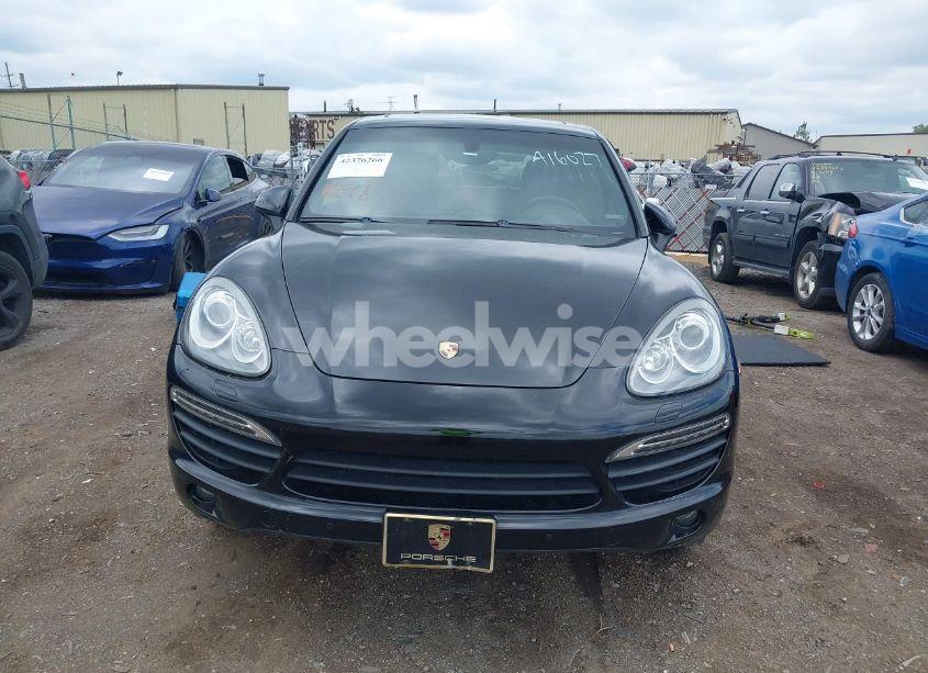 Photo 12 of 2013 Porsche Cayenne HYBRID S (VIN WP1AE2A24DLA16027)