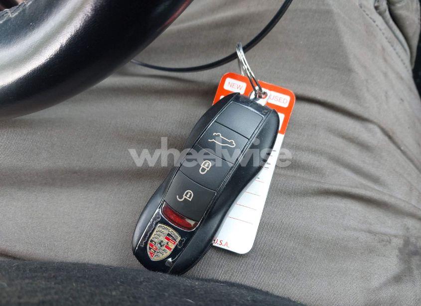 Photo 11 of 2017 Porsche Cayenne E-HYBRID S (VIN WP1AE2A24HLA69574)