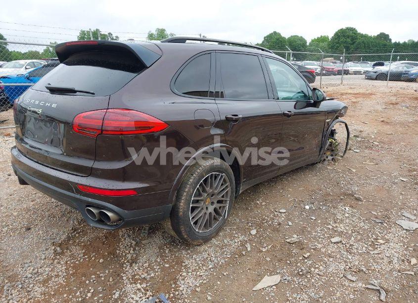 Photo 4 of 2017 Porsche Cayenne E-HYBRID S PLATINUM EDITION (VIN WP1AE2A24HLA72703)