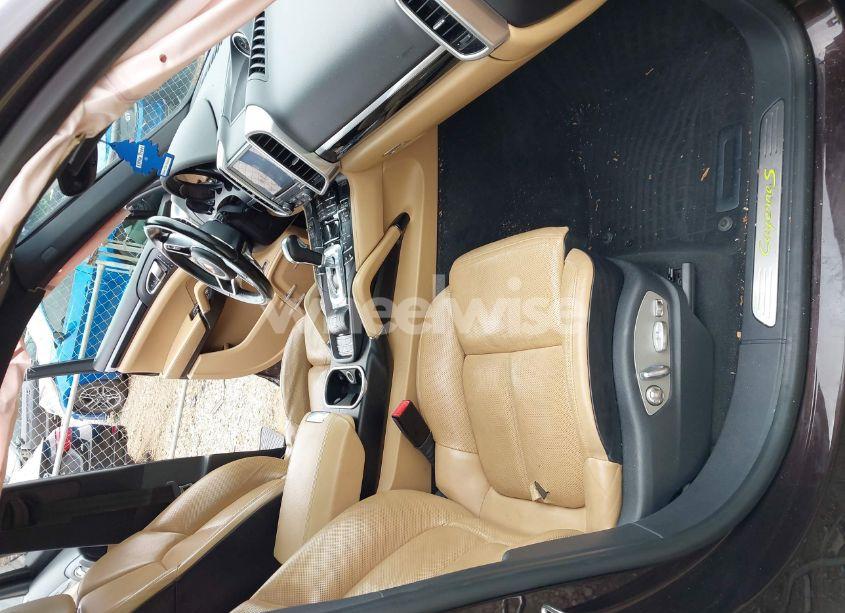 Photo 5 of 2017 Porsche Cayenne E-HYBRID S PLATINUM EDITION (VIN WP1AE2A24HLA72703)