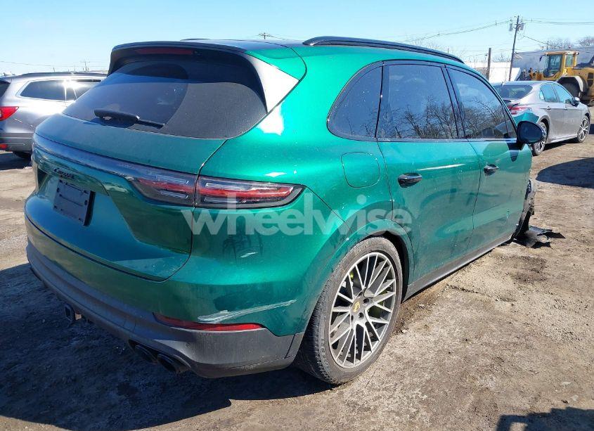 Photo 4 of 2022 Porsche Cayenne E-HYBRID PLATINUM EDITION (VIN WP1AE2AY7NDA26826)