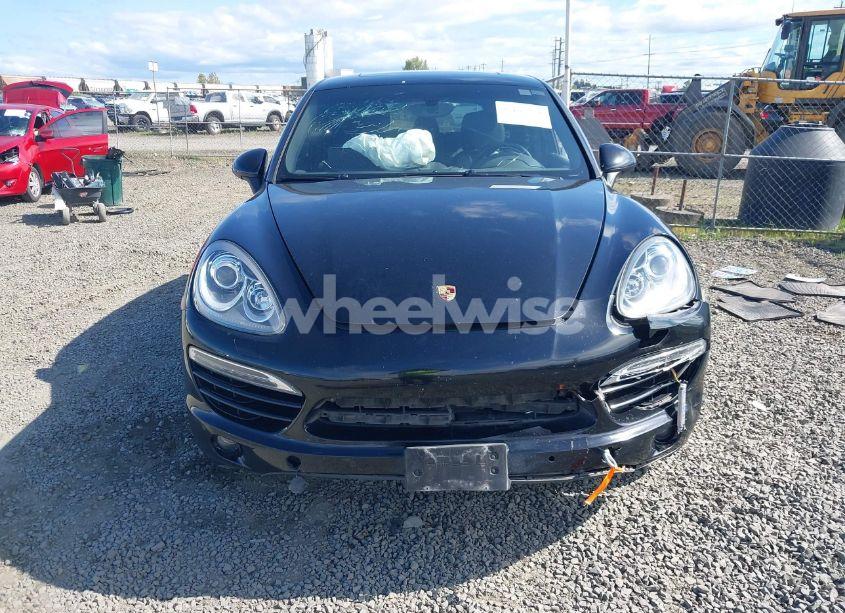 Photo 12 of 2013 Porsche Cayenne DIESEL (VIN WP1AF2A26DLA30573)