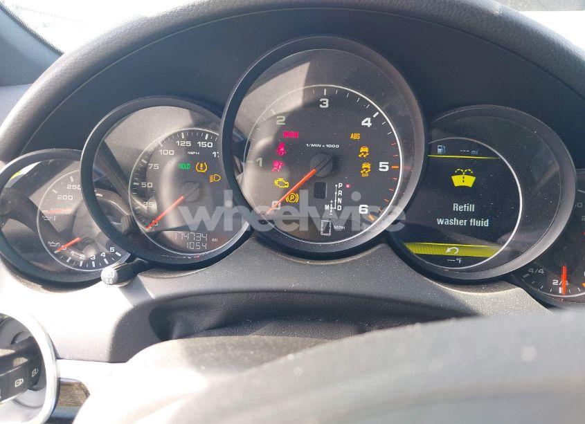 Photo 7 of 2013 Porsche Cayenne DIESEL (VIN WP1AF2A26DLA30573)