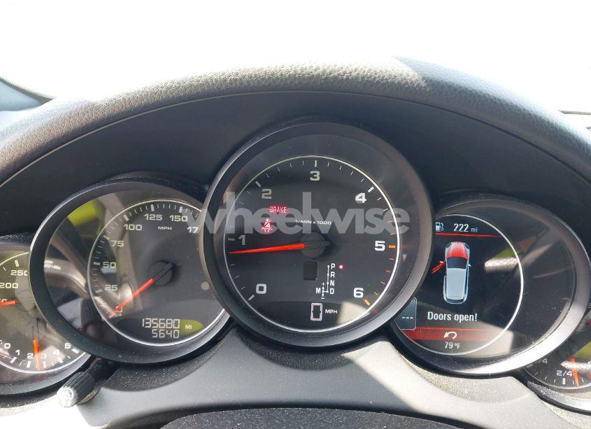 Photo 7 of 2013 Porsche Cayenne DIESEL (VIN WP1AF2A28DLA41638)