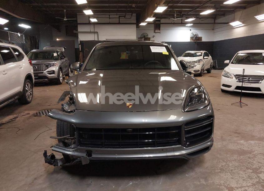 Photo 12 of 2019 Porsche Cayenne TURBO (VIN WP1AF2AY1KDA80762)