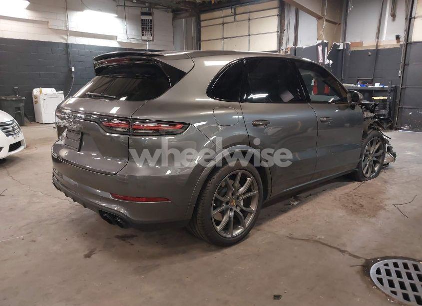 Photo 4 of 2019 Porsche Cayenne TURBO (VIN WP1AF2AY1KDA80762)