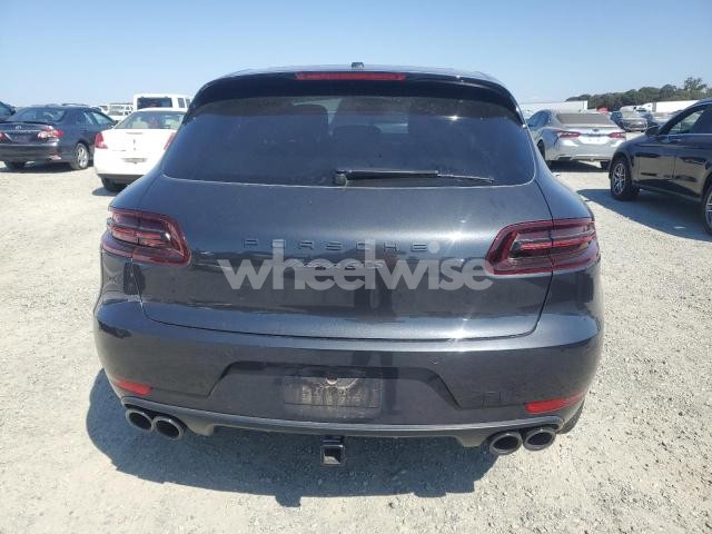 Photo 10 of 2018 PORSCHE MACAN GTS N/A (VIN WP1AG2A53JLB60233)