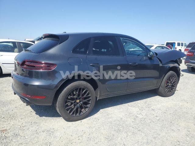 Photo 6 of 2018 PORSCHE MACAN GTS N/A (VIN WP1AG2A53JLB60233)