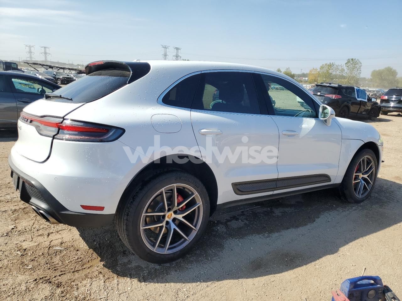 Photo 3 of 2023 PORSCHE MACAN S (VIN WP1AG2A57PLB36848)