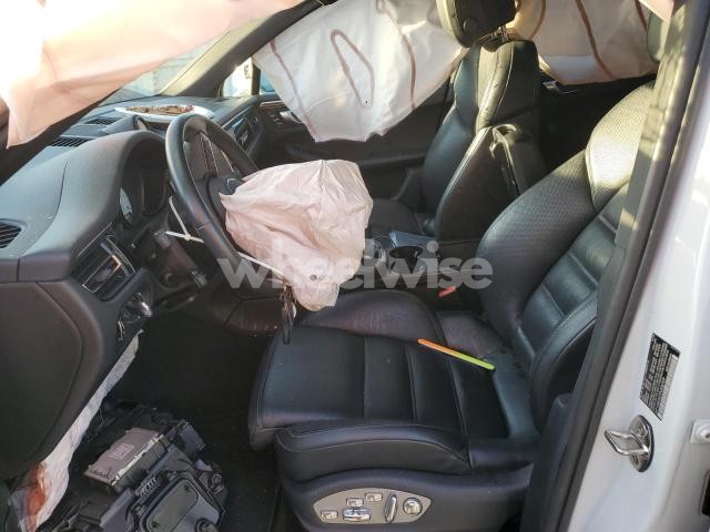 2023 PORSCHE MACAN S N/A (VIN WP1AG2A57PLB36929) main photo