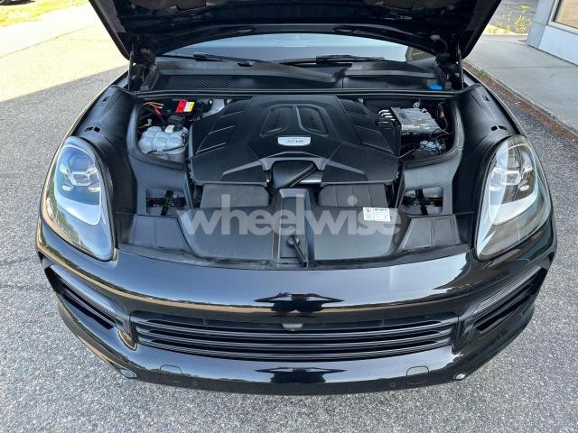 Photo 5 of 2021 PORSCHE CAYENNE COUPE N/A (VIN WP1BA2AY1MDA41949)