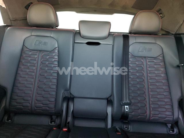Photo 10 of 2021 AUDI RS Q8 (VIN WU1ARBF1XMD037936)