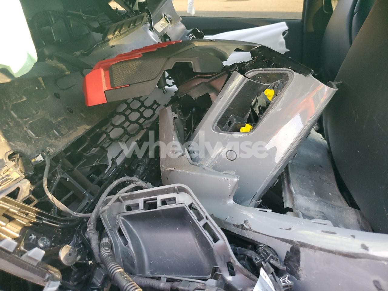 Photo 10 of 2019 AUDI RS3 (VIN WUABWGFF3KA906302)