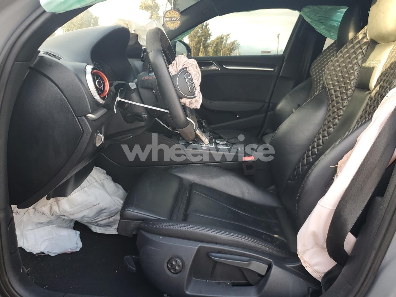 Photo 7 of 2019 AUDI RS3 (VIN WUABWGFF3KA906302)