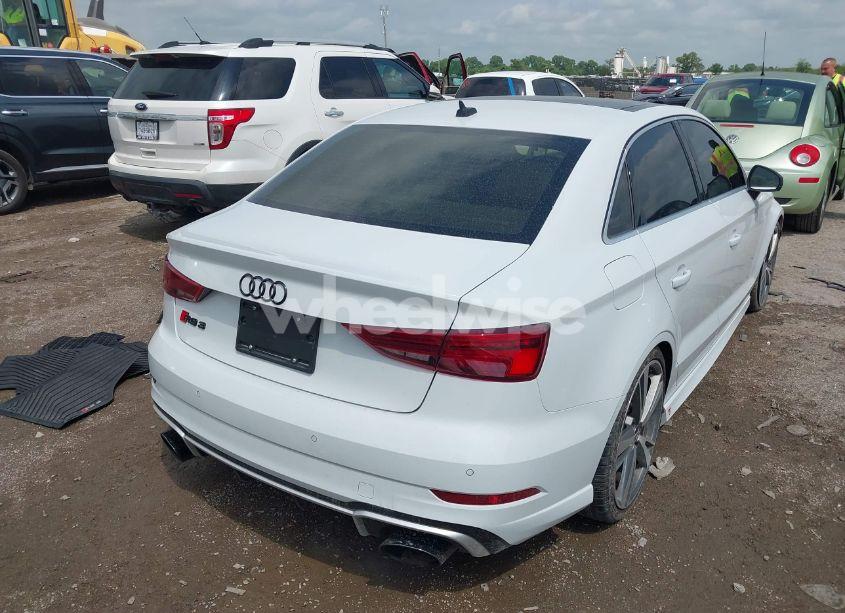 Photo 4 of 2019 Audi Rs 3 2.5T (VIN WUABWGFF3KA907627)