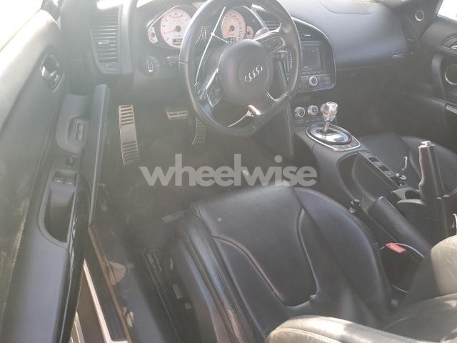 Photo 4 of 2011 AUDI R8 5.2 QUATTRO (VIN WUAVNAFG0BN002003)